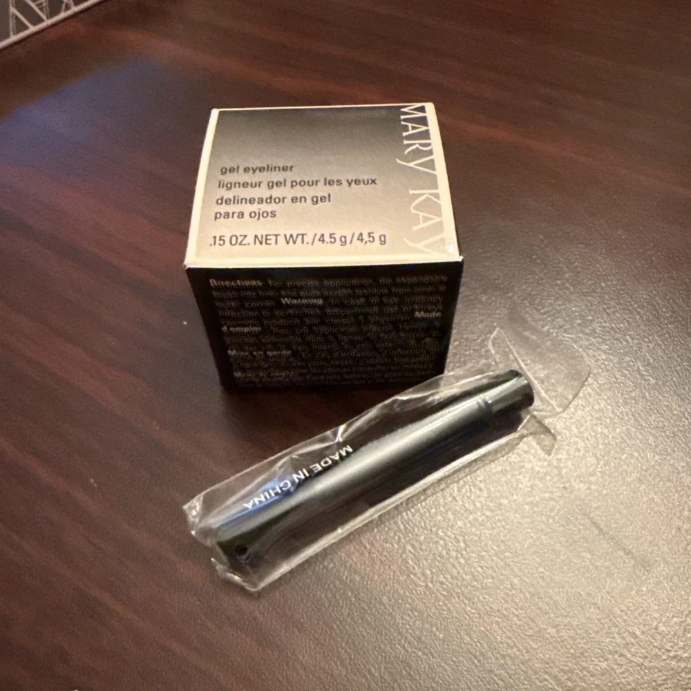 Mary Kay Gel Eyeliner Jet Black